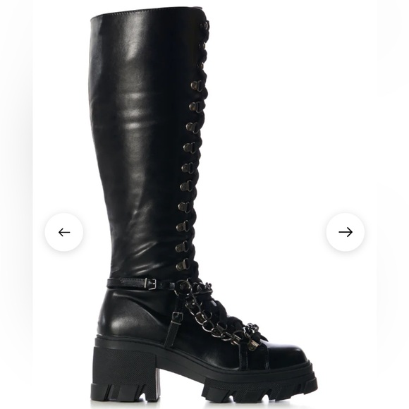 Akira Black Lace Up Combat Boots with Chain Detail - Picture 6 of 7